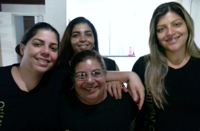 Luíza e as filhas, Marina, Fernanda e Karina